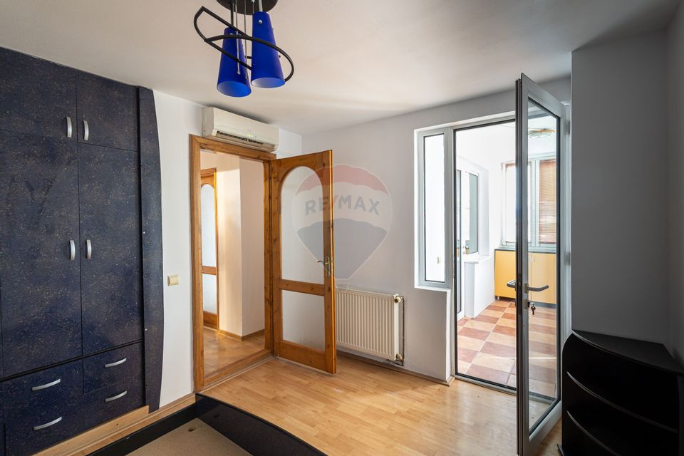 Apartament cu 3 camere de vânzare în Sebeș COMISION 0%