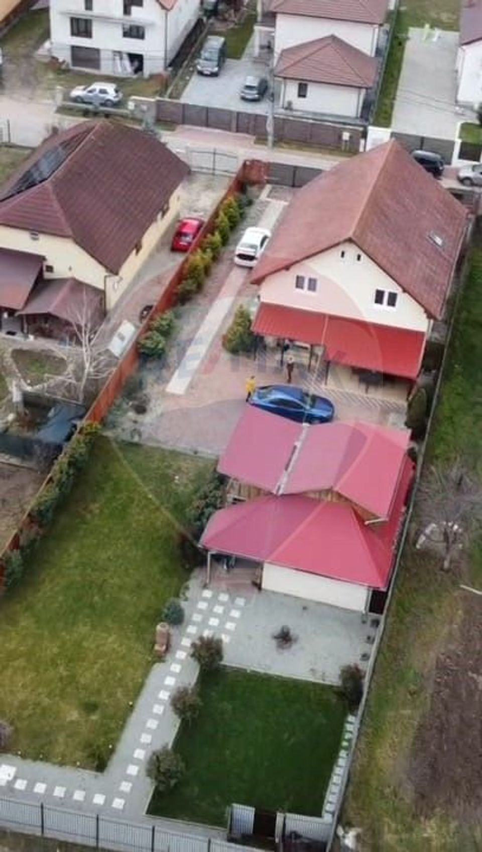 5 room House / Villa for sale