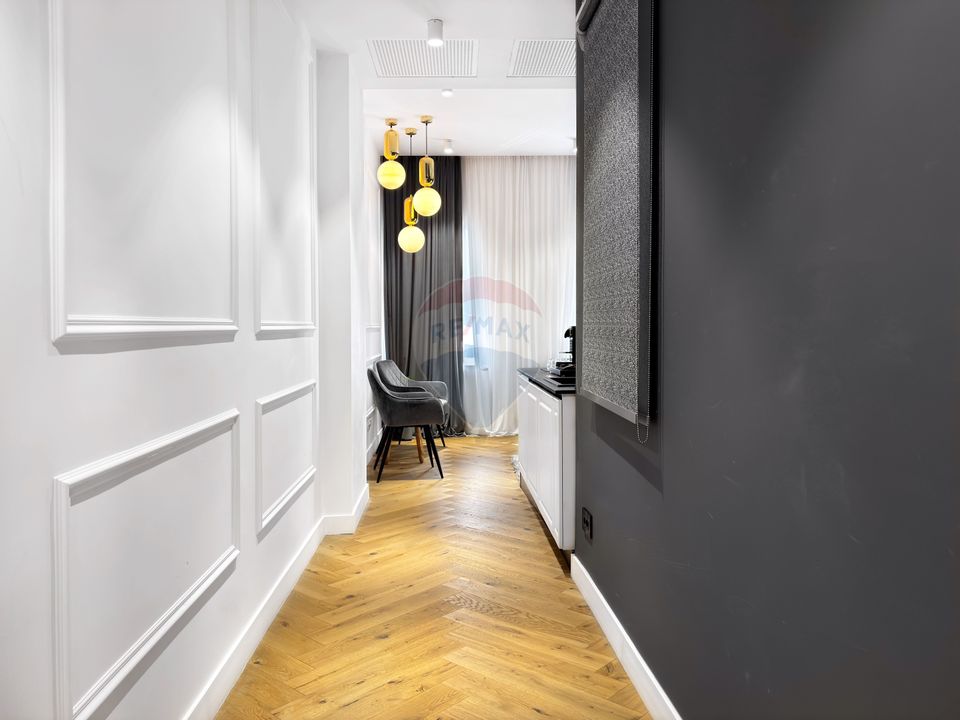 Vedere directă spre Piața Unirii, finisaje lux, apart. chirie, 97.6 mp