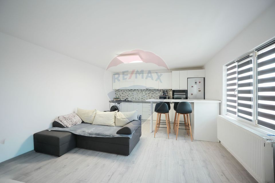 8 room House / Villa for sale, Iosia area