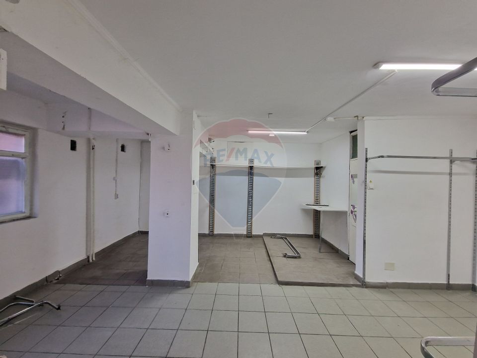 68sq.m Commercial Space for rent, Aurel Vlaicu area