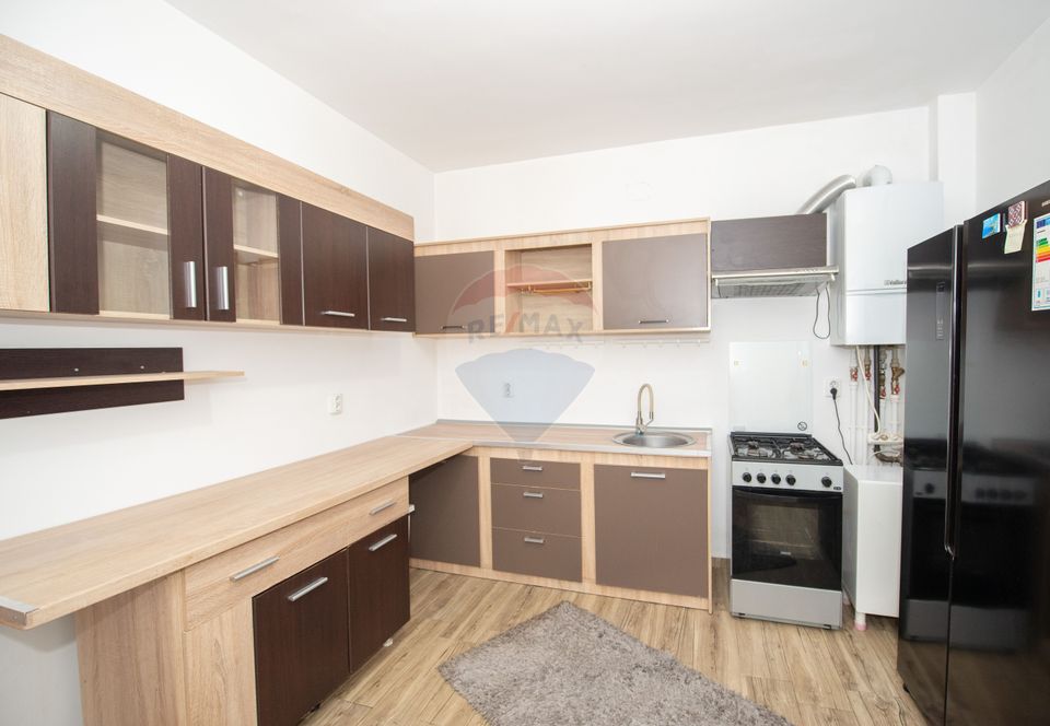 Casa de inchiriat 4 camere individuala Dragomiresti Deal, in Padure