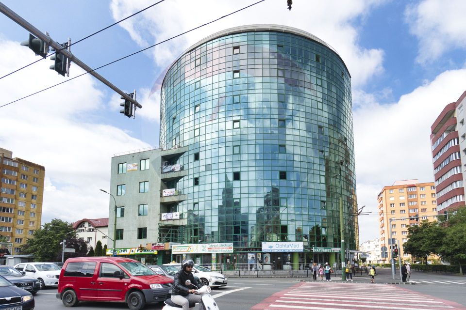 121sq.m Office Space for rent, Central area