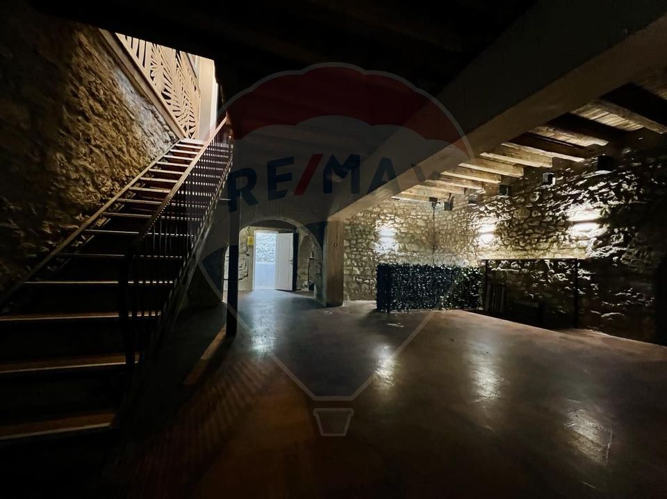 265sq.m Commercial Space for rent, P-ta Ovidiu area