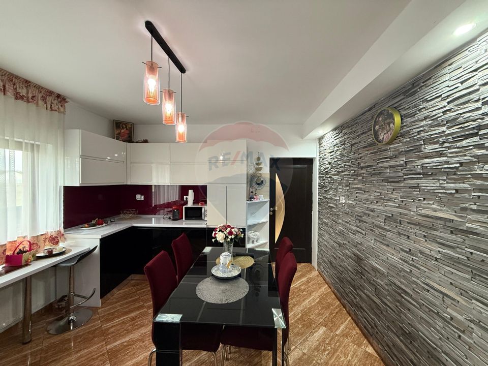 Vilă  cu 5 camere de vânzare în Șerbănești