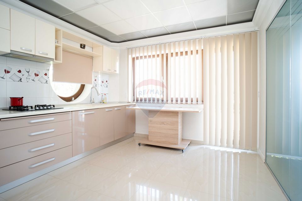 Spațiu de birouri de 360mp de vânzare în zona Galata