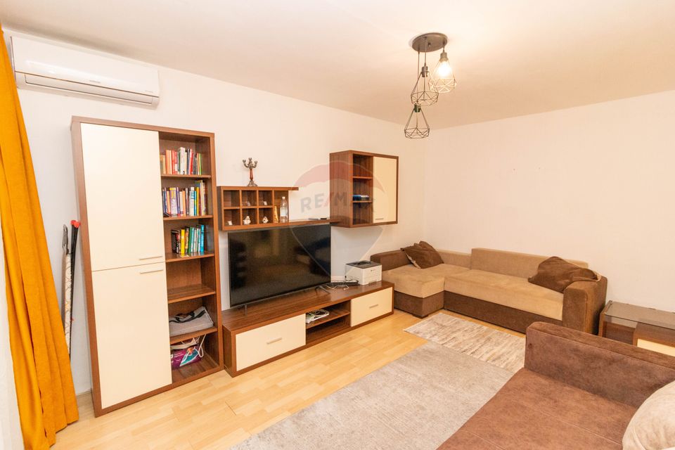 Apartament cu 2 camere decomandat de vanzare zona Dristor Baba Novac