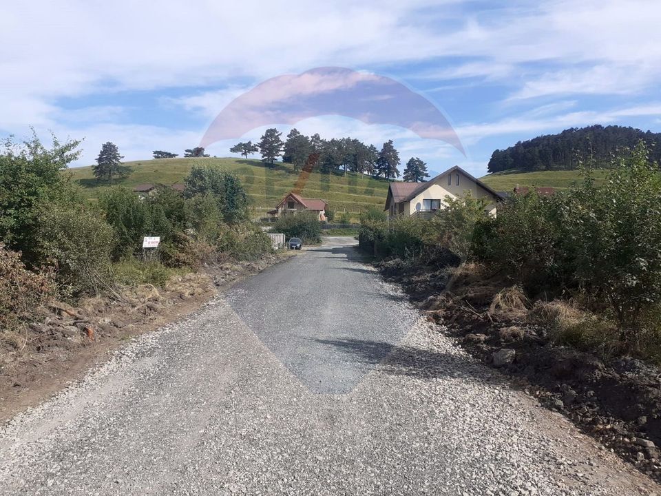 Teren Sanpetru- Strada Ciresului, 1042 mp, cu utilitati