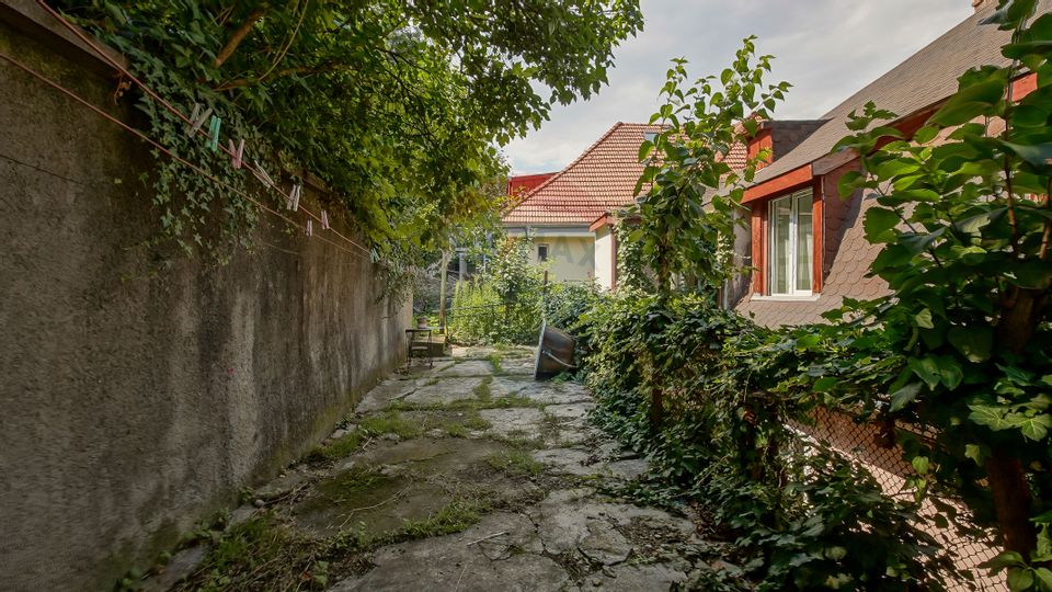 5 room Apartment for sale, Central area