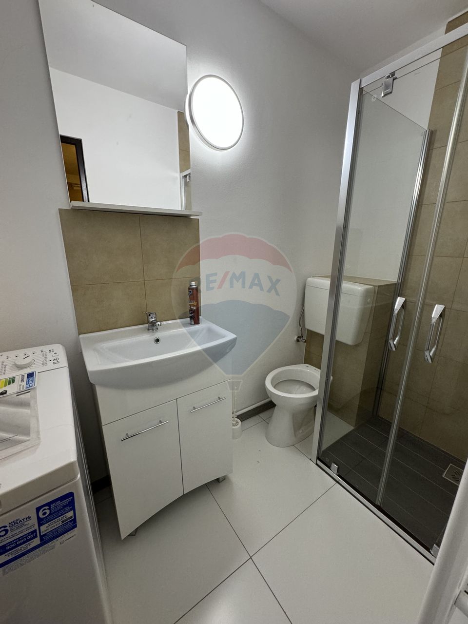 Apartament renovat 2 camere Etajul 2