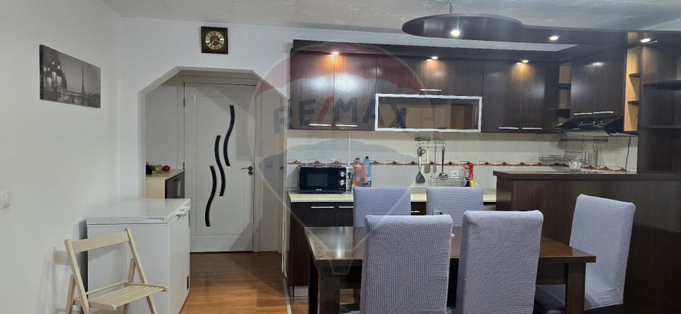 6 room House / Villa for sale