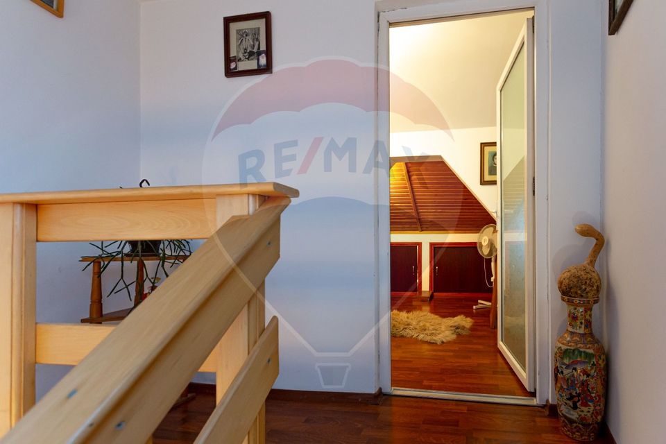 4 room Hotel / Pension for sale, Exterior Nord area