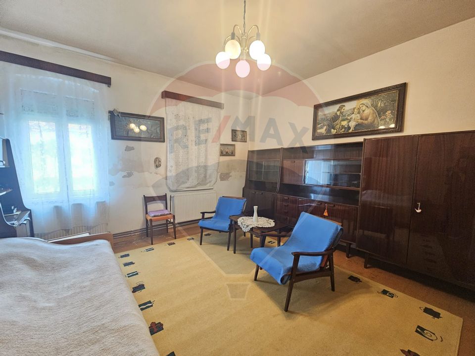 5 room House / Villa for sale