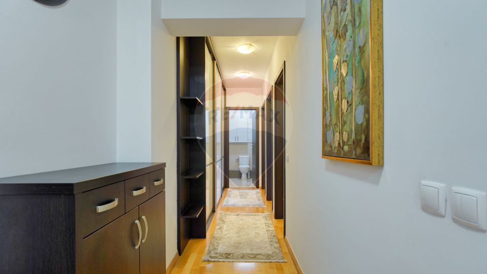 Apartament cu 3 camere în zona Complexul Privilegio Brasov