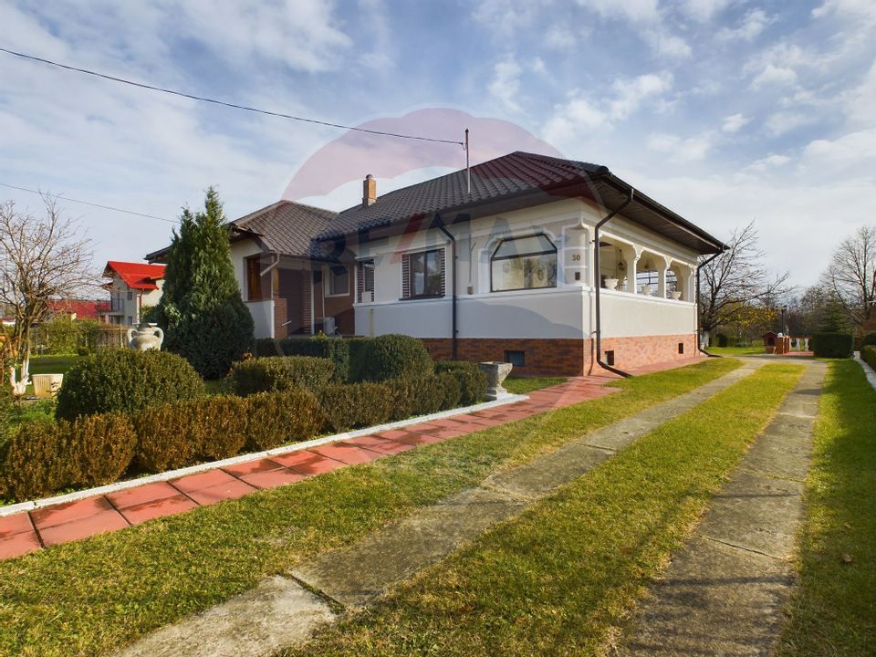 4 room House / Villa for sale