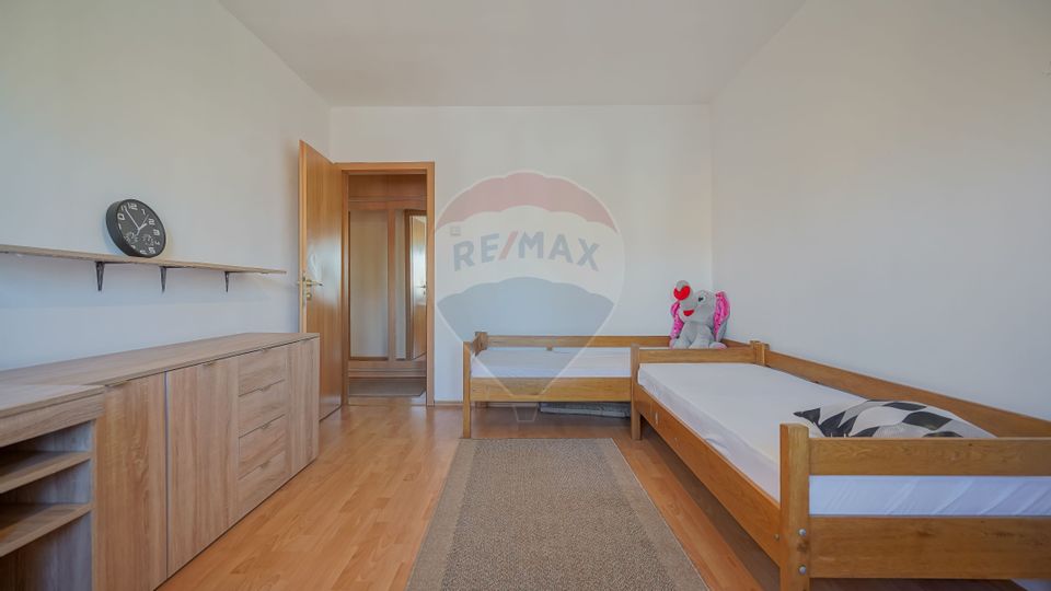 COMISION 0%! Apartament 3 camere|Racadau|Parcare|Boxa|Etj.Intermediar