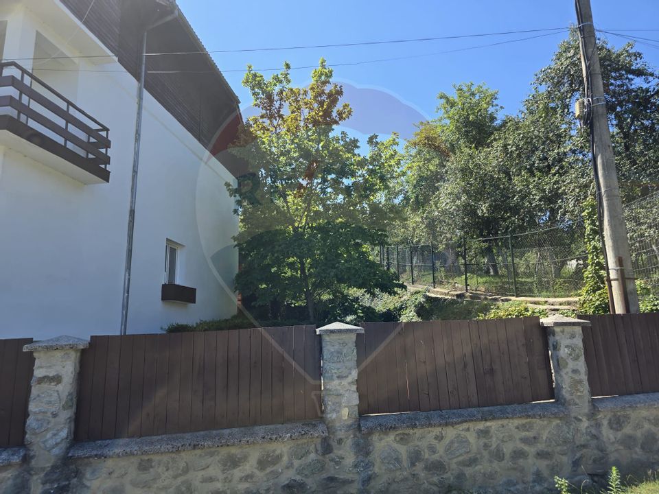 4 room House / Villa for sale