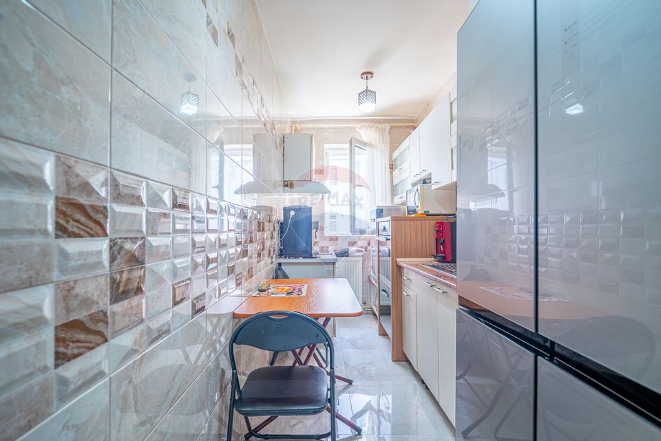 Apartment, 2 rooms, renovated, Ground floor – Breaza