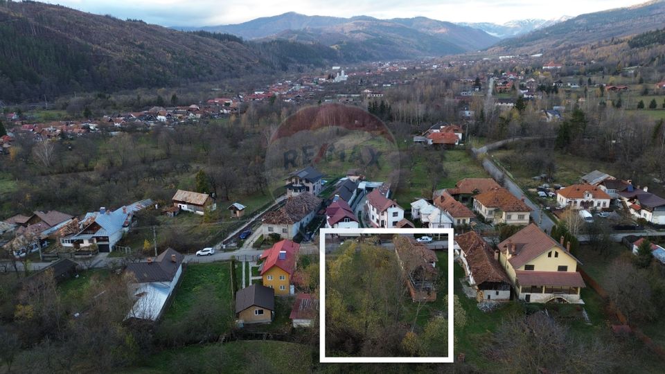 Casă si teren de vânzare in Leresti la super preț