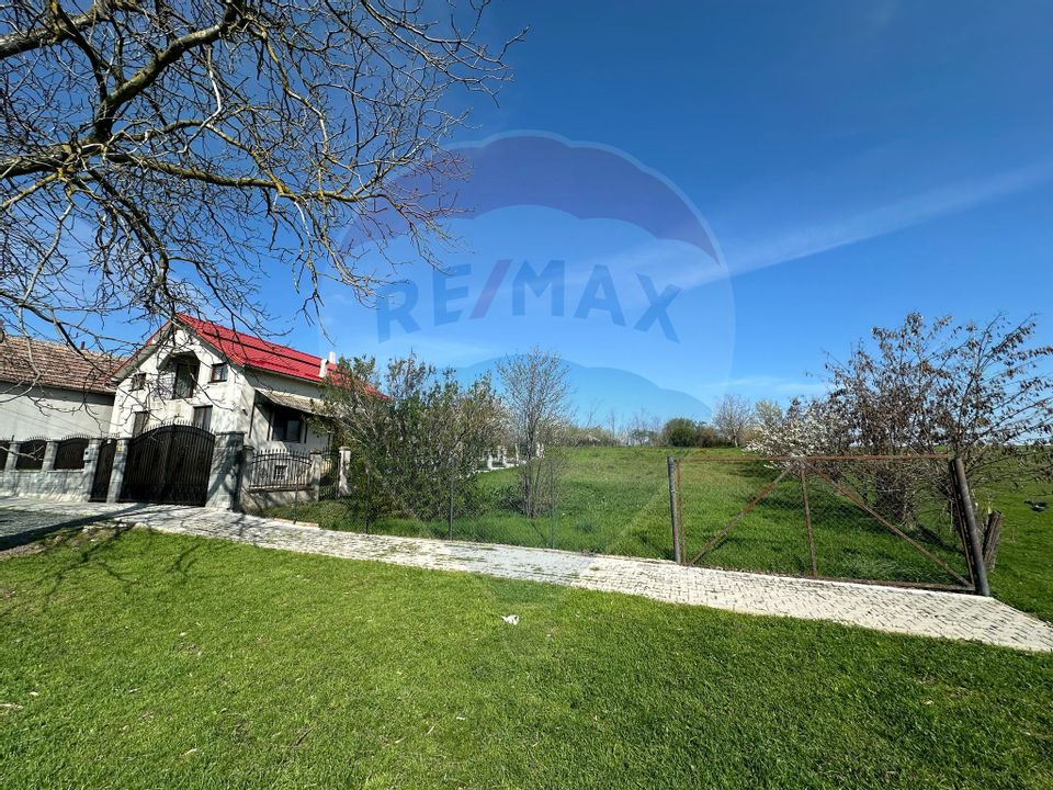 Vanzare casă noua in loc Felnac cu teren de 1190mp