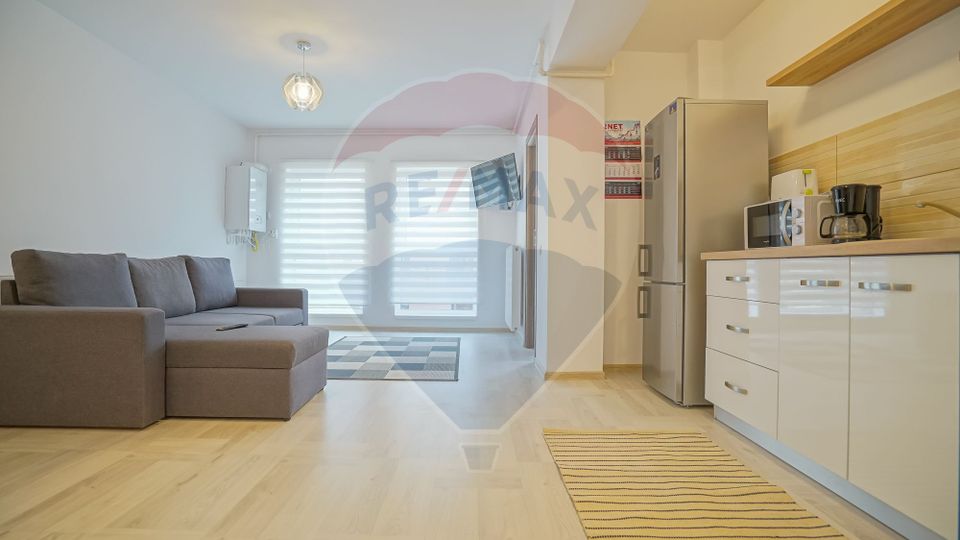 2 room Apartment for rent, Tractorul area