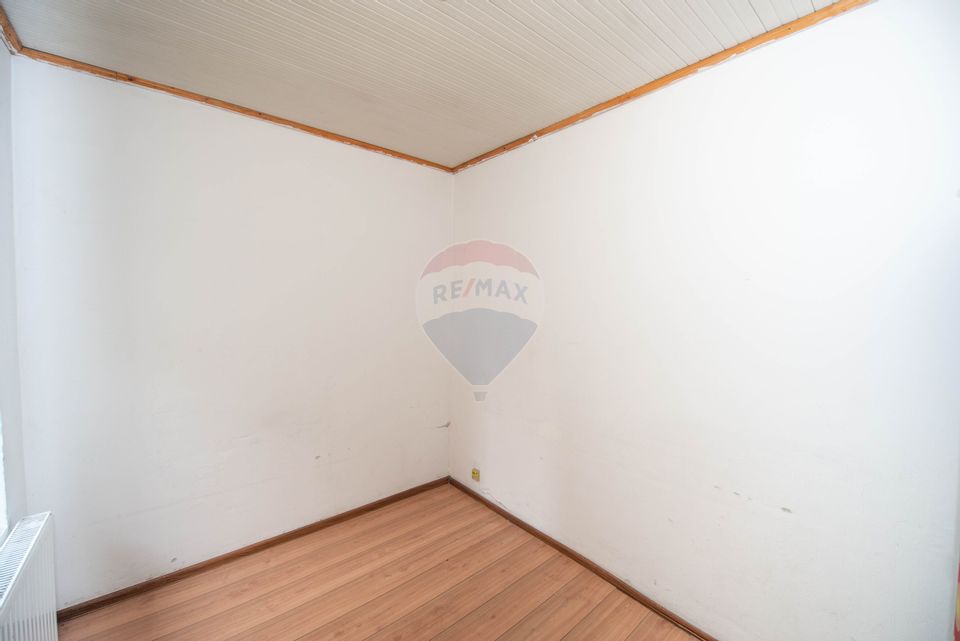 Vila interbelica cu 6 camere de vanzare, 99 mpu, Parc Cismigiu