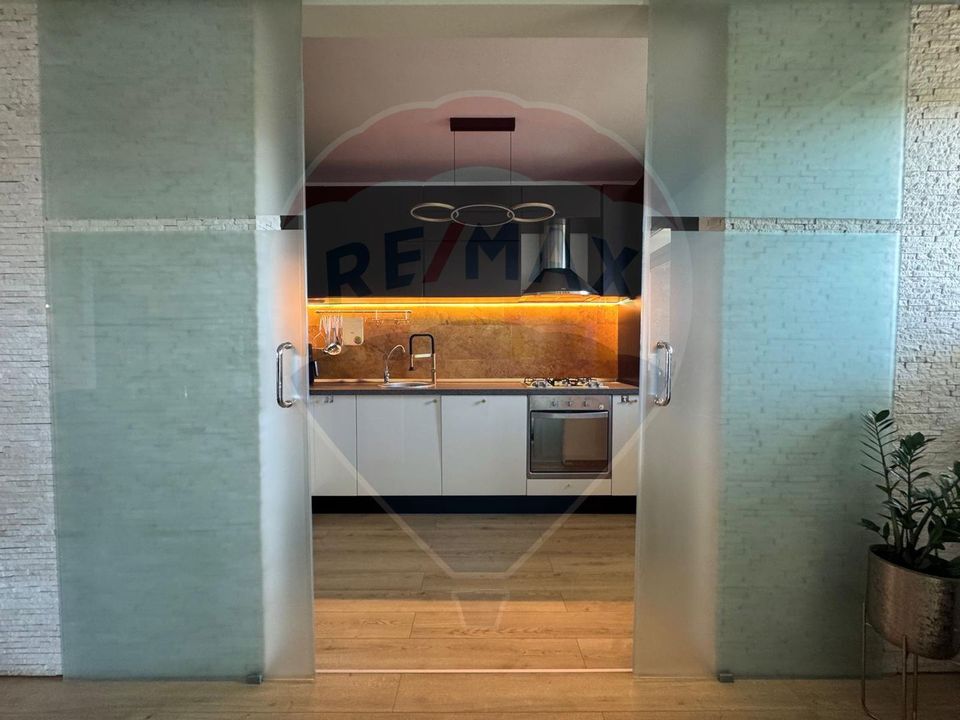 Vanzare Apartament 3 camere Drumul Taberei, metrou Raul Doamnei