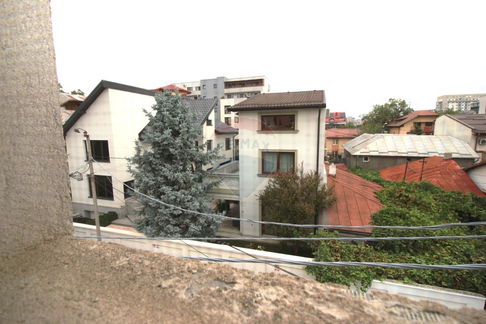 Casa de vanzare P+1+M Drumul Taberei Bucuresti