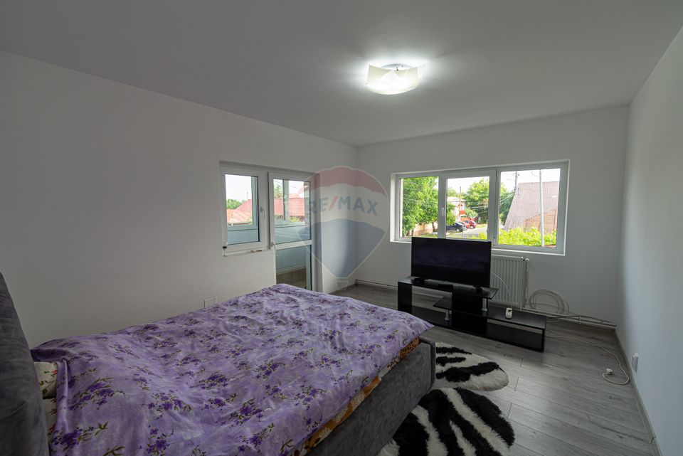 4 room House / Villa for sale