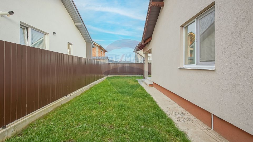 Ground floor house with underfloor heating – Sânpetru, Lempeș area