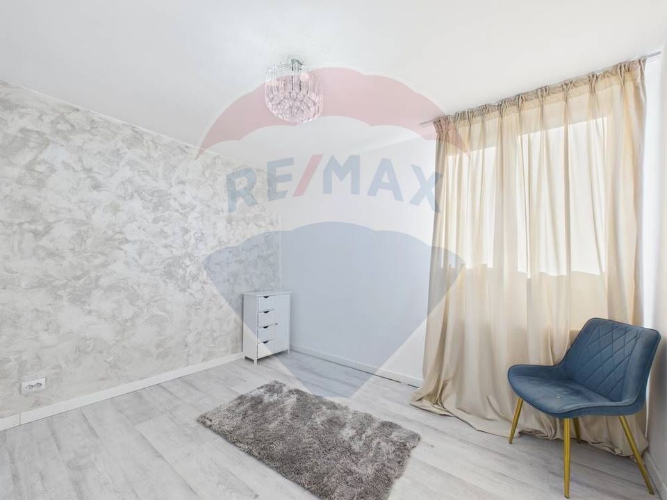 Casă / Vilă cu 3 camere de vânzare în zona Andronache