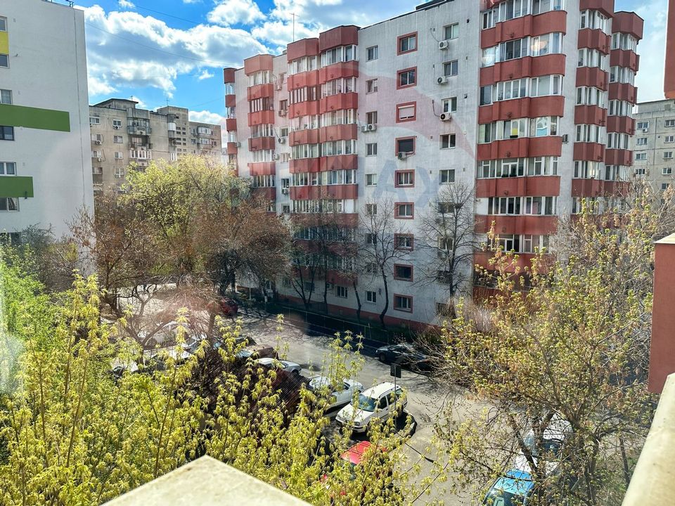 Apartament 4 camere + centrala proprie: str Baltagului - 13 septembrie