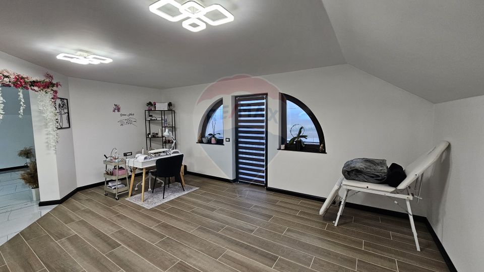 Casă / Vilă de lux, Moara Nica, Suceava