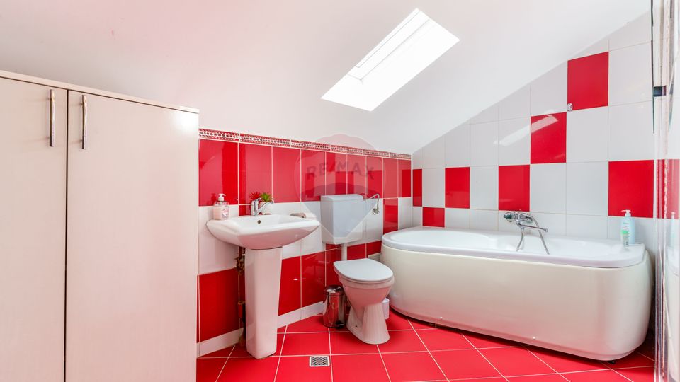 10 room House / Villa for sale