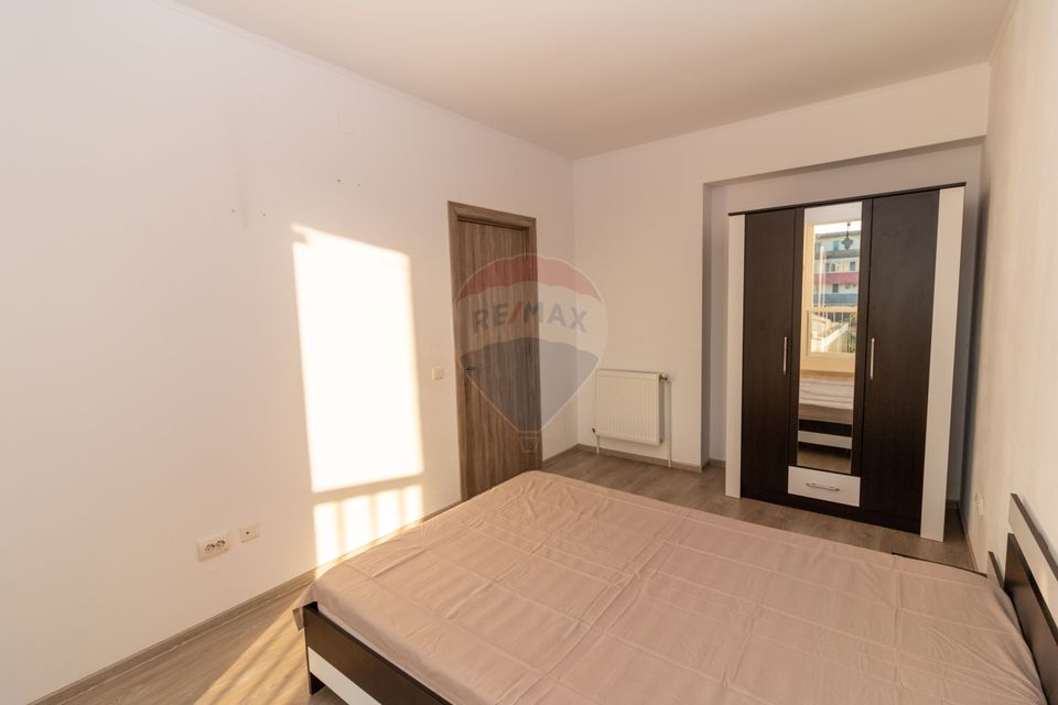 Apartament 2 camere, mobilat, str. Luica, posibilitate parcare