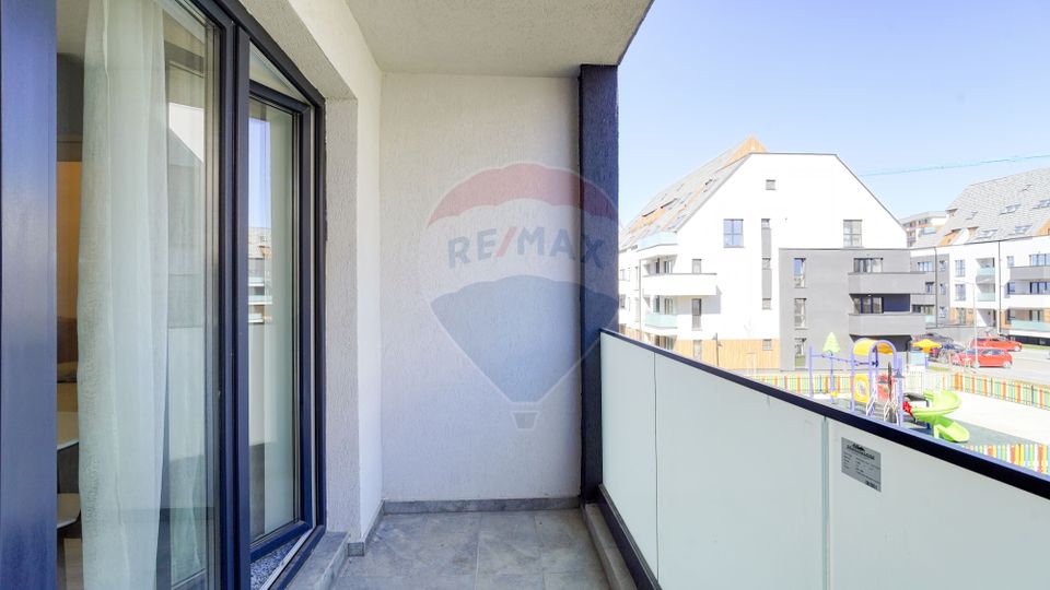 2 room Apartment for rent, Tractorul area