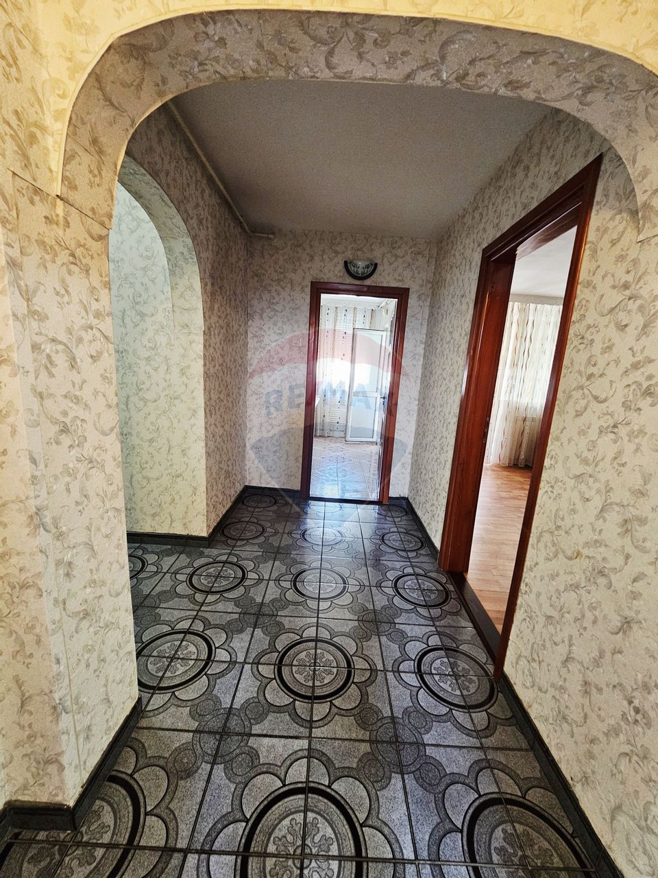 3 room Apartment for sale, Darmanesti area