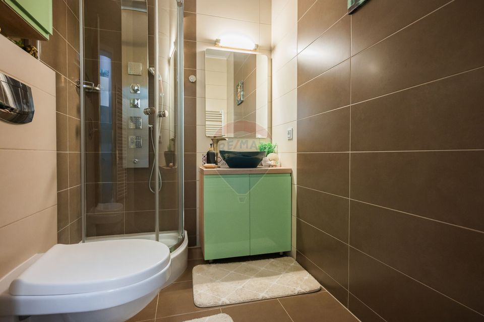 Apartament 3 camere tip duplex cu parcare si boxa la Maurer Residence