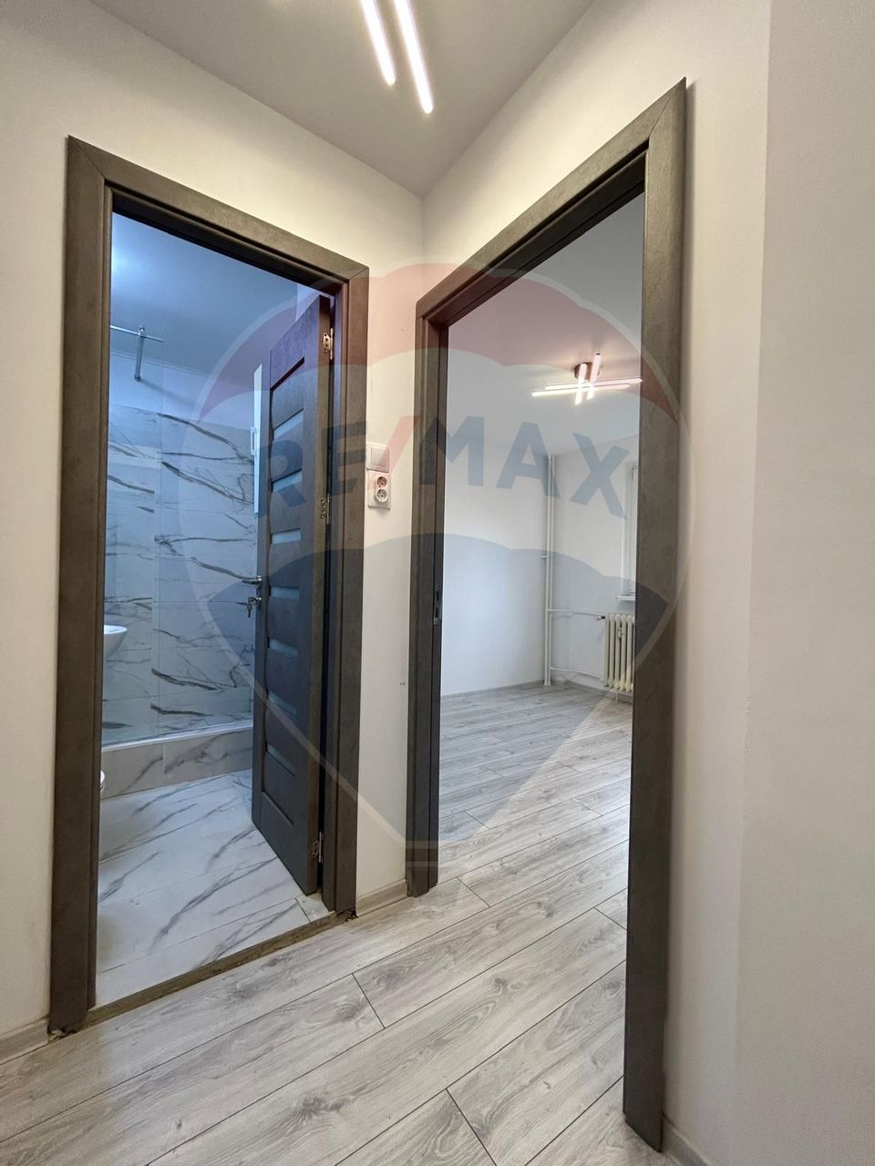 Vanzare Apartament 2 camere Renovat 2025 Piata Victoriei