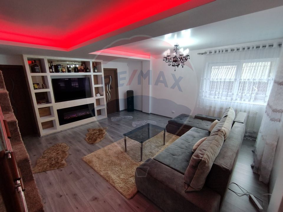 3 room House / Villa for sale, Serbanesti area