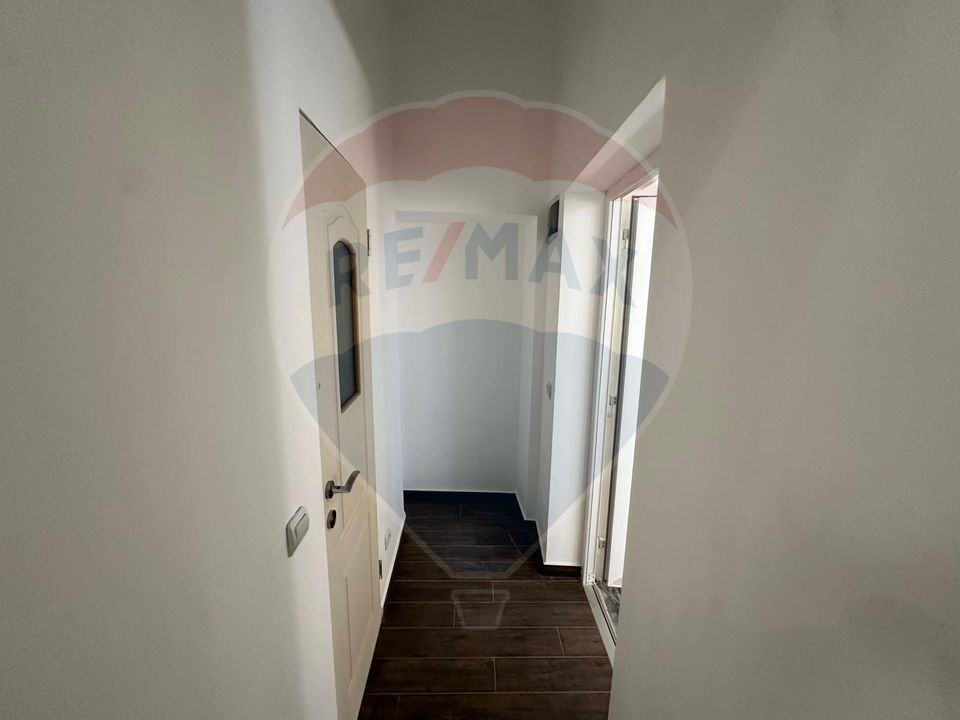 95sq.m Commercial Space for sale, Central area