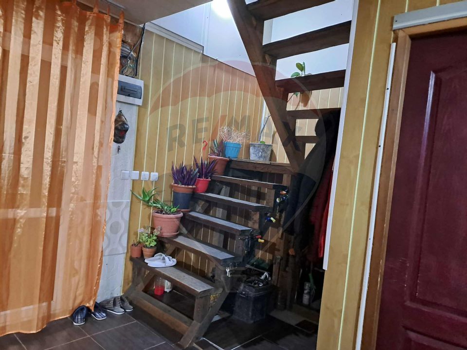 5 room House / Villa for sale