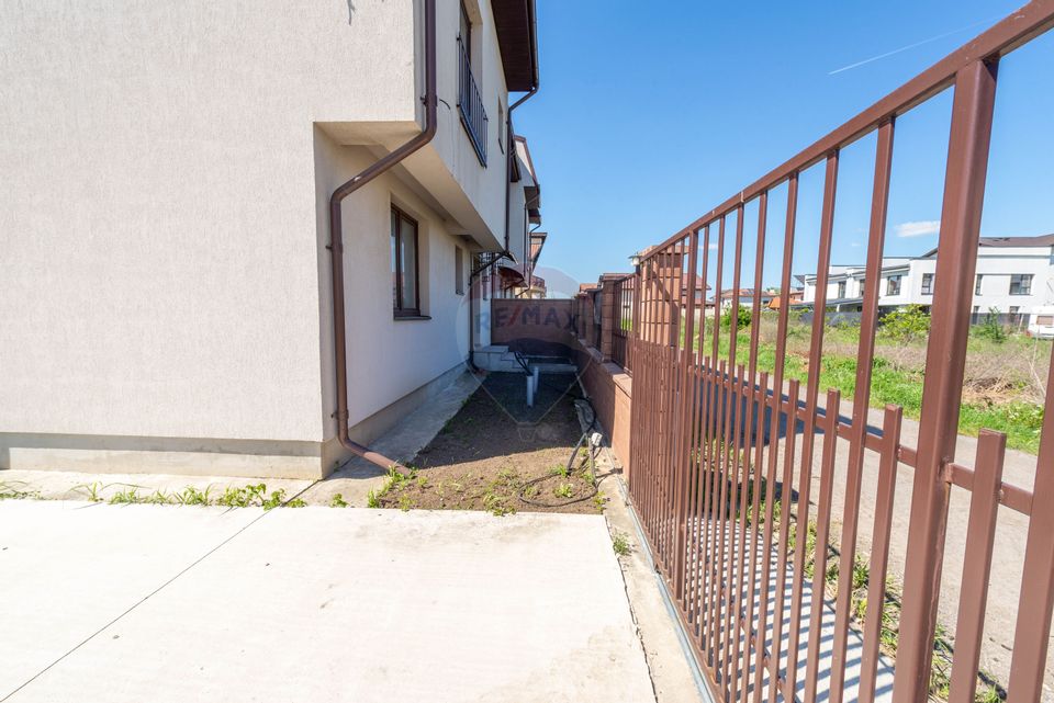 Casa / Vila 5 camere de vanzare in zona Odai Otopeni