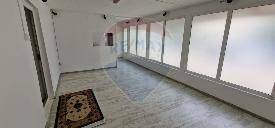 Spațiu comercial 56mp+56mp teresa, teren 200mp,  strada Bucegi 113Bis