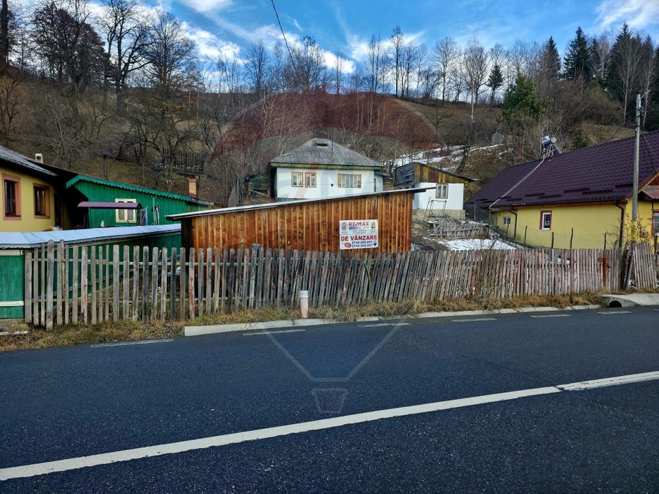 Land 711sqm Hangu / DN GROZAVESTI