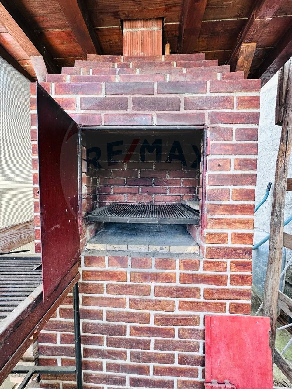 Casa Individuala cu Teren Generos si Gradina Superba in Darasti-Ilfov