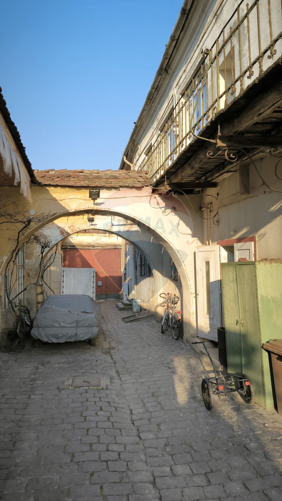 Casă cu istorie în inima Dumbrăveniului – 15 min. de Sighisoara!