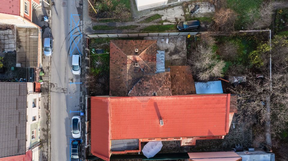 COMISION 0 Casă cu potențial excelent, teren 446 mp, Strada Fanionului