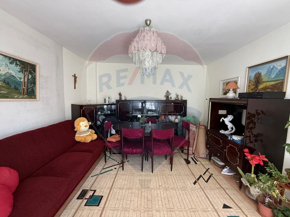 Casă de vânzare în Bacău – Cartier Bistrița Lac, benzinăria Socar