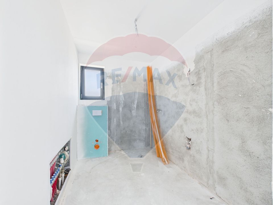 4 room House / Villa for sale